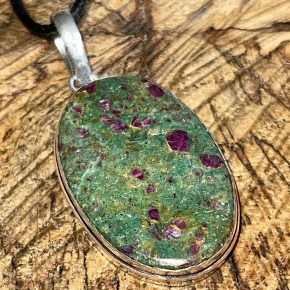 Emerald-Green Ruby Fuchsite Pendant 2 1/4” - Picture 6 of 9